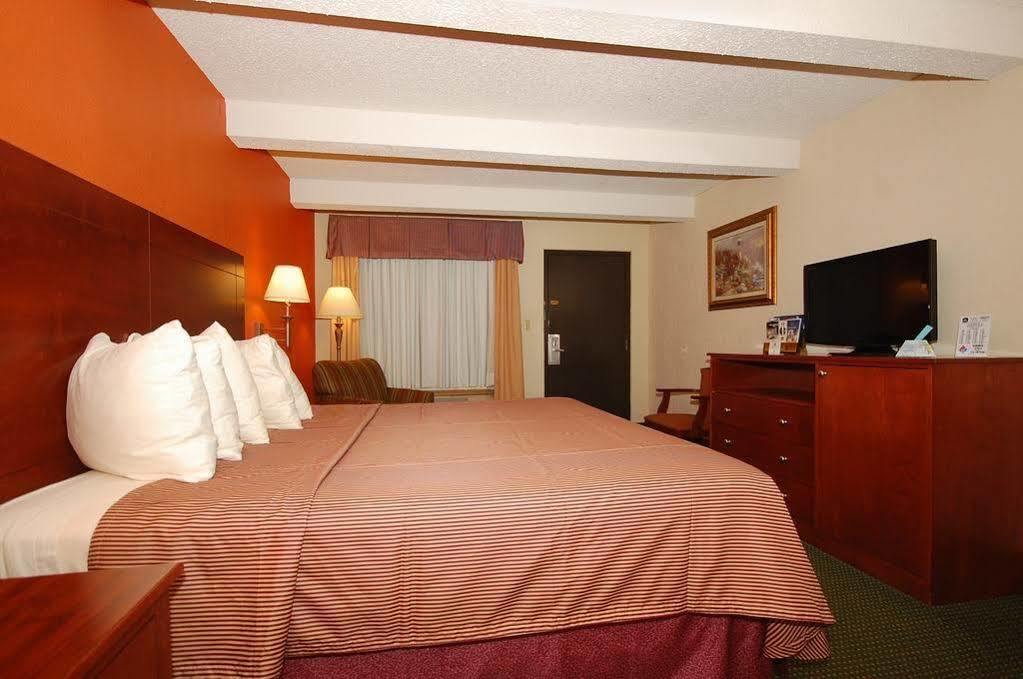 Best Western Montis Inn Saint Robert Eksteriør bilde